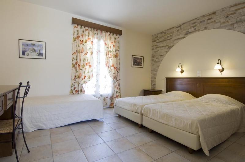 סטלידה Naxos Palace Hotel מראה חיצוני תמונה