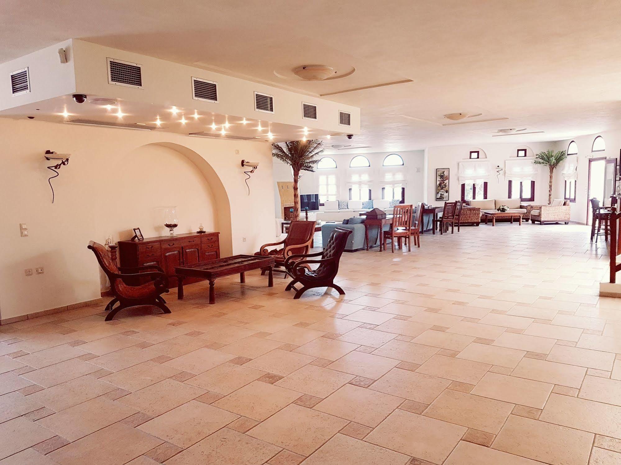 סטלידה Naxos Palace Hotel מראה חיצוני תמונה